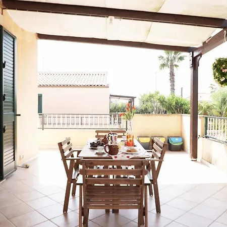 Le Tre Gorgoni Feriehus Marina di Modica