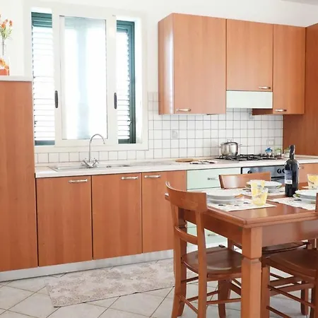 Le Tre Gorgoni בית נופש מרינה די מודיקה
