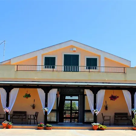 Le Tre Gorgoni Дом отдыха *